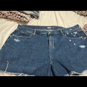 Old navy boyfriend shorts